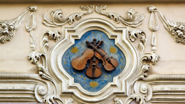 House at the Three Fiddles