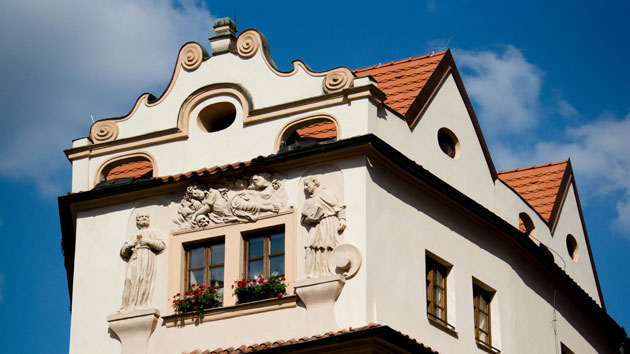 Das Haus Zum Goldenen Brunnen