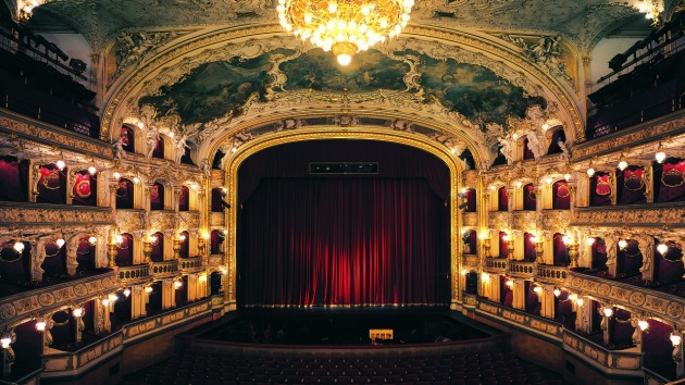 Státní opera Praha - scéna